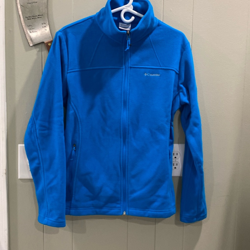 Blue women’s Columbia fleece Jacket.